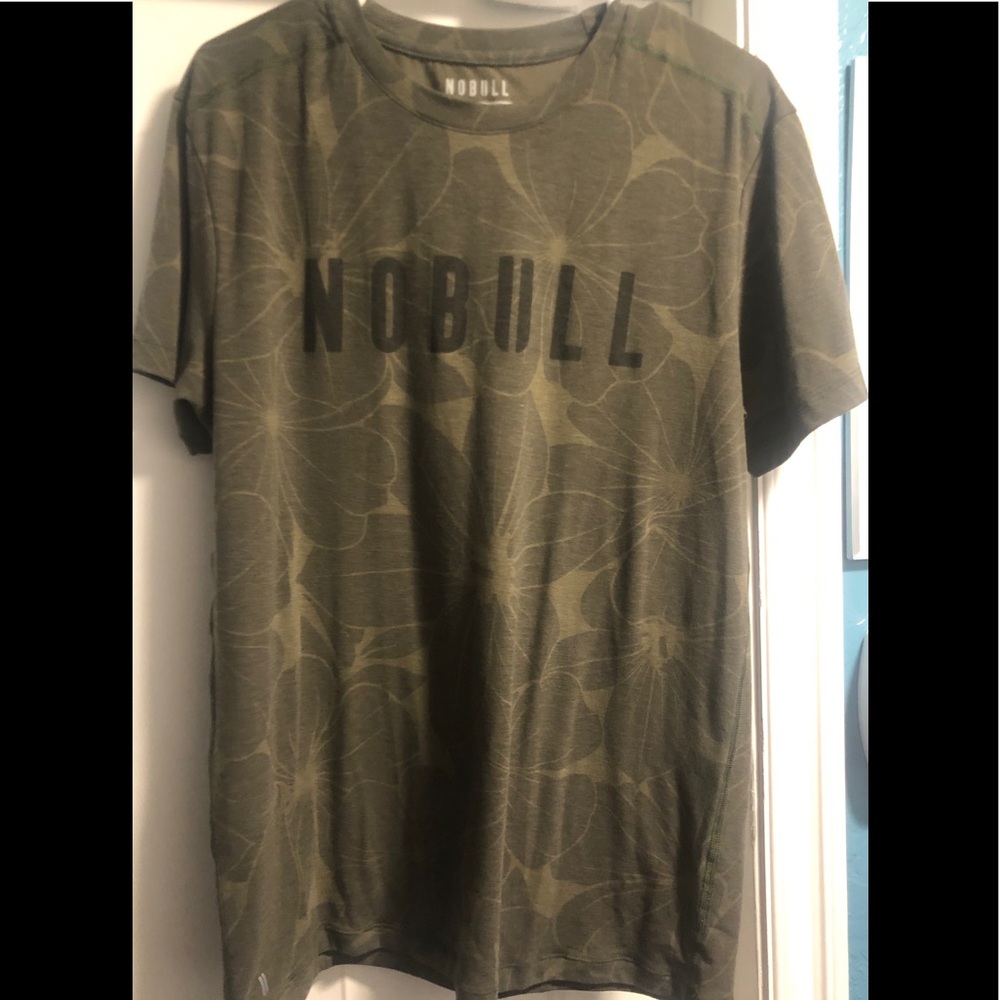 Nobull Army Floral Tee